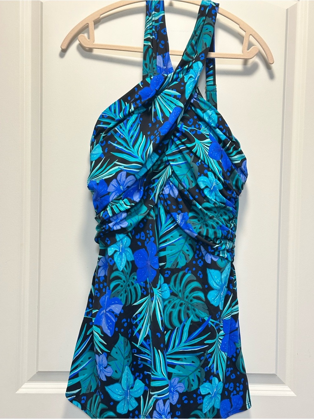NWT Swimsuits For All High Neck Wrap Swimdress Blue Hawaiian Floral Size 18 - Picture 8 of 10